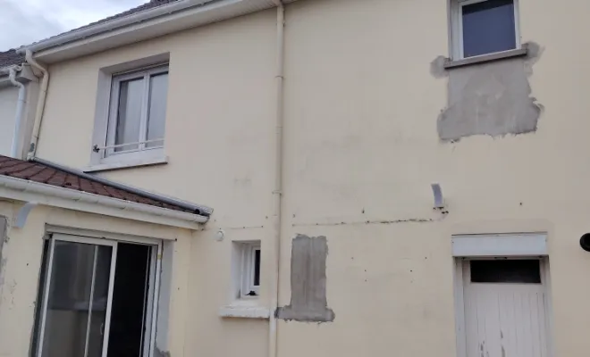 Rénovation de façade dégradée à Réty , Boulogne-sur-Mer, MGT Peinture