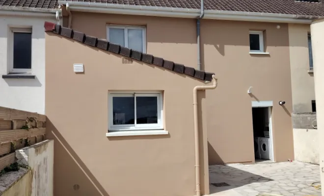 Rénovation de façade dégradée à Réty , Boulogne-sur-Mer, MGT Peinture
